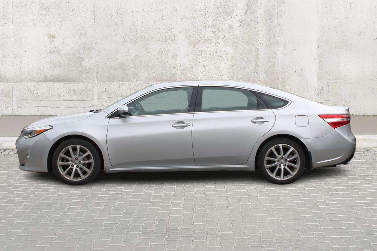2014 Toyota Avalon LTD Photo