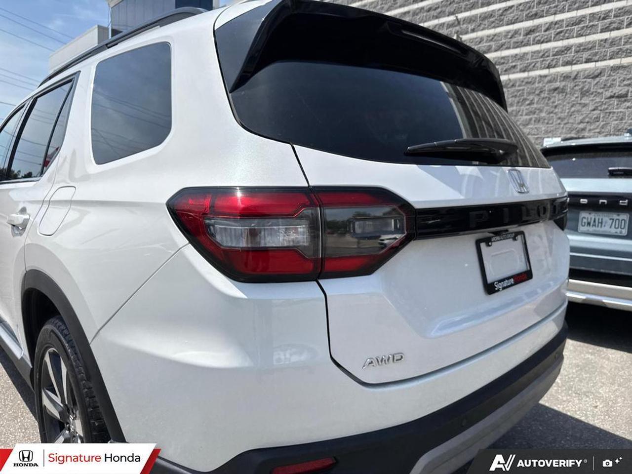2023 Honda Pilot Touring Photo