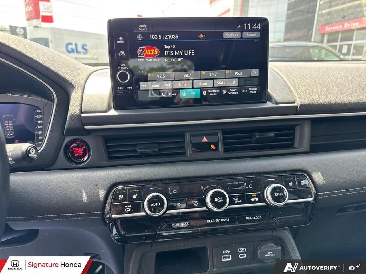 2023 Honda Pilot Touring Photo