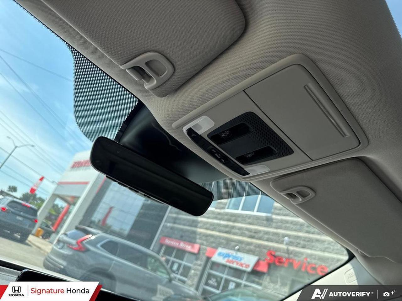 2023 Honda Pilot Touring Photo
