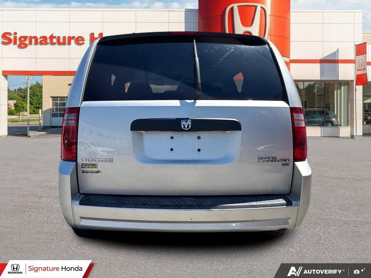 2009 Dodge Grand Caravan SE Photo