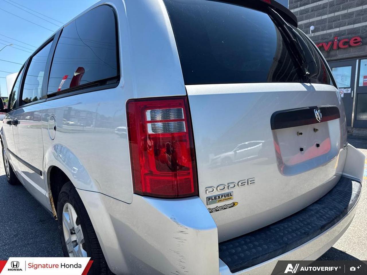 2009 Dodge Grand Caravan SE Photo