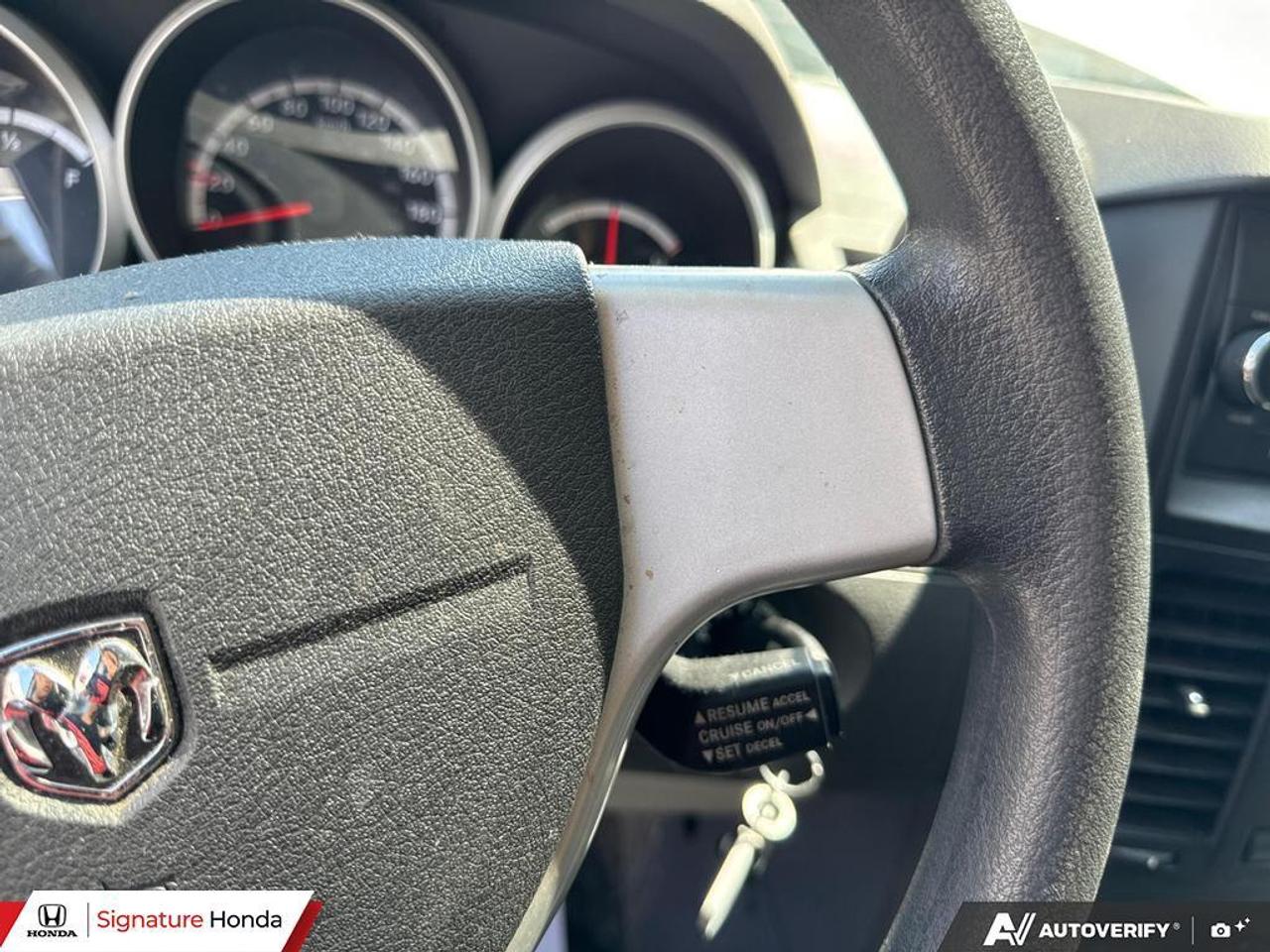 2009 Dodge Grand Caravan SE Photo