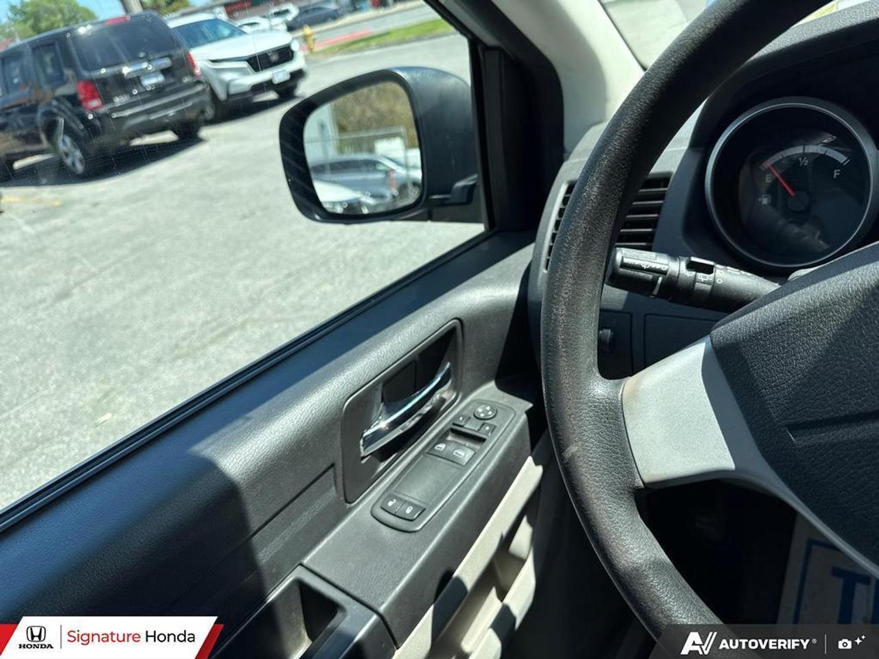 2009 Dodge Grand Caravan SE Photo
