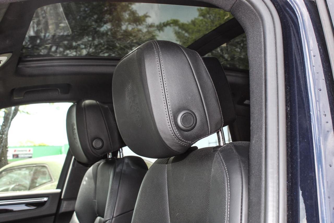 2019 Porsche Macan S  Gps Moonroof BkpCam HtdSeats ParkingSensors Dri Photo
