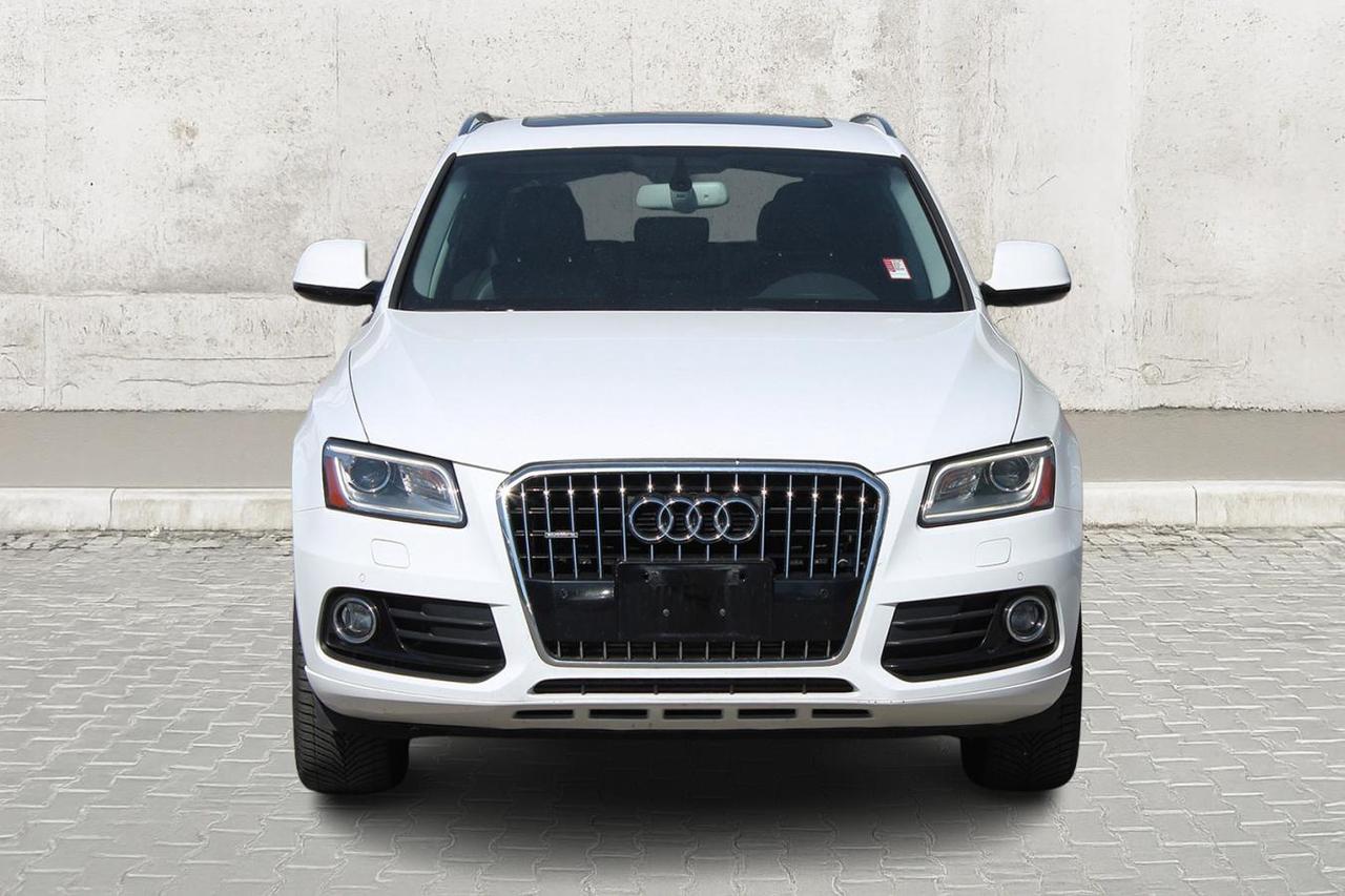 2015 Audi Q5 Plus  Gps Moonroof BkpCam DriveModes ParkingSensor Photo
