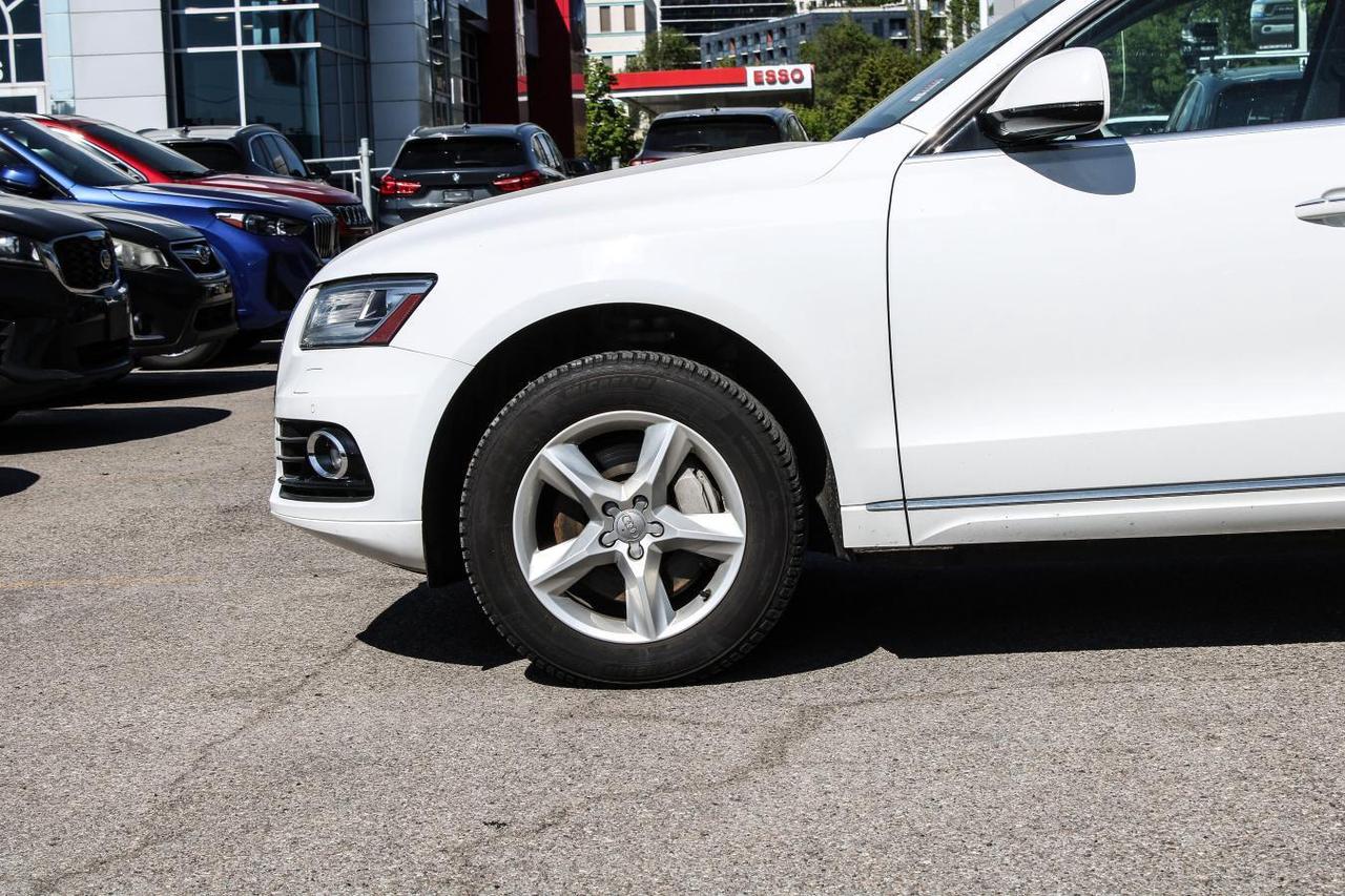 2015 Audi Q5 Plus  Gps Moonroof BkpCam DriveModes ParkingSensor Photo