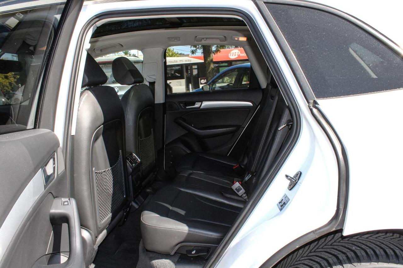 2015 Audi Q5 Plus  Gps Moonroof BkpCam DriveModes ParkingSensor Photo