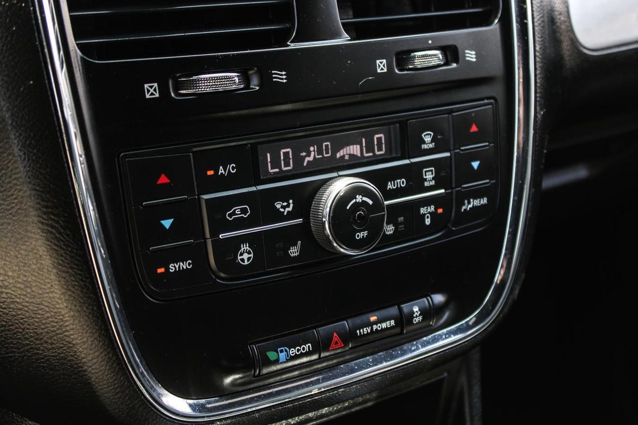 2017 Dodge Grand Caravan GT  DvDplayer Gps BkpCam EcoMode HtdSeats Photo