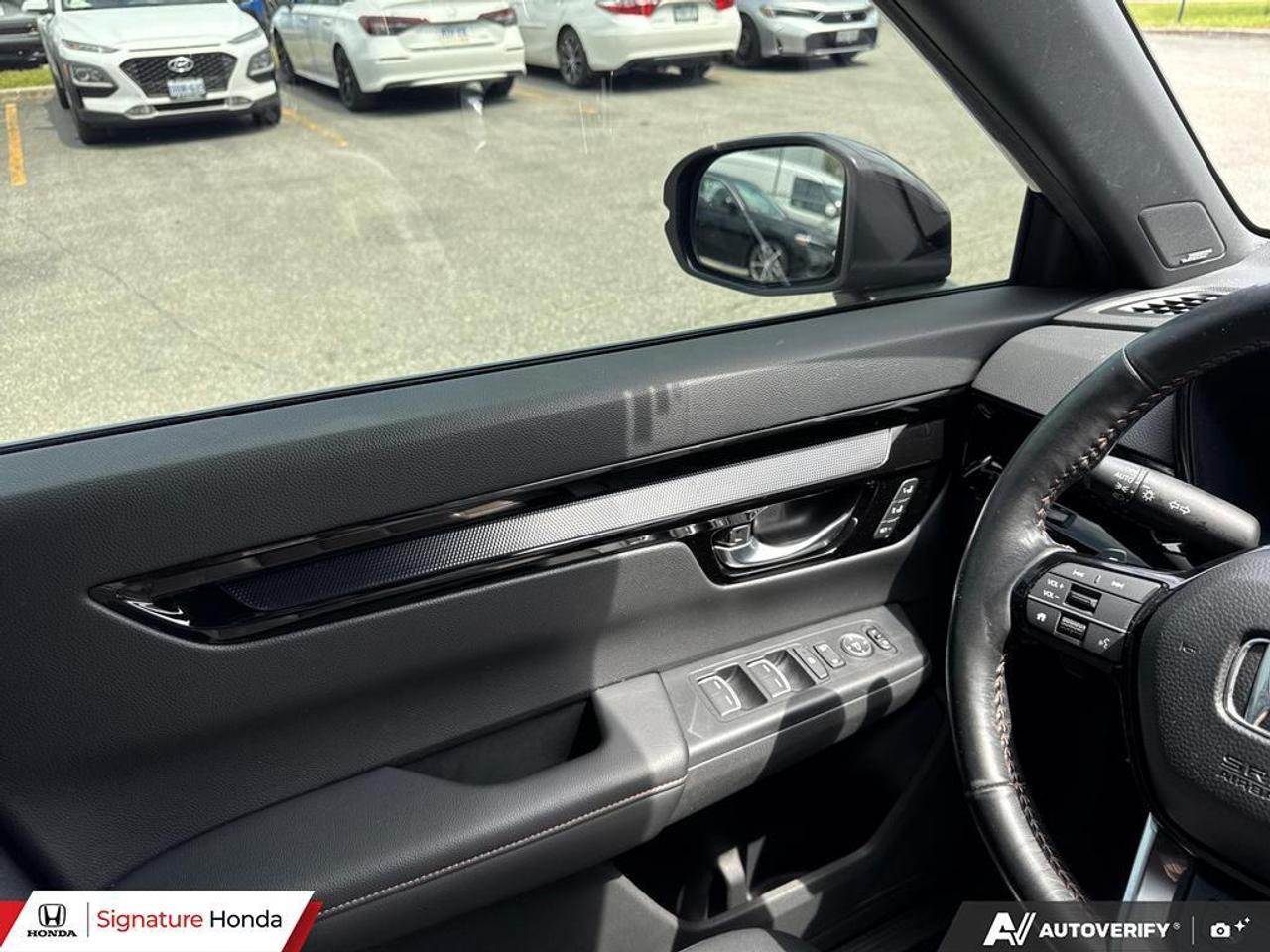 2024 Honda CR-V Hybrid Touring Photo