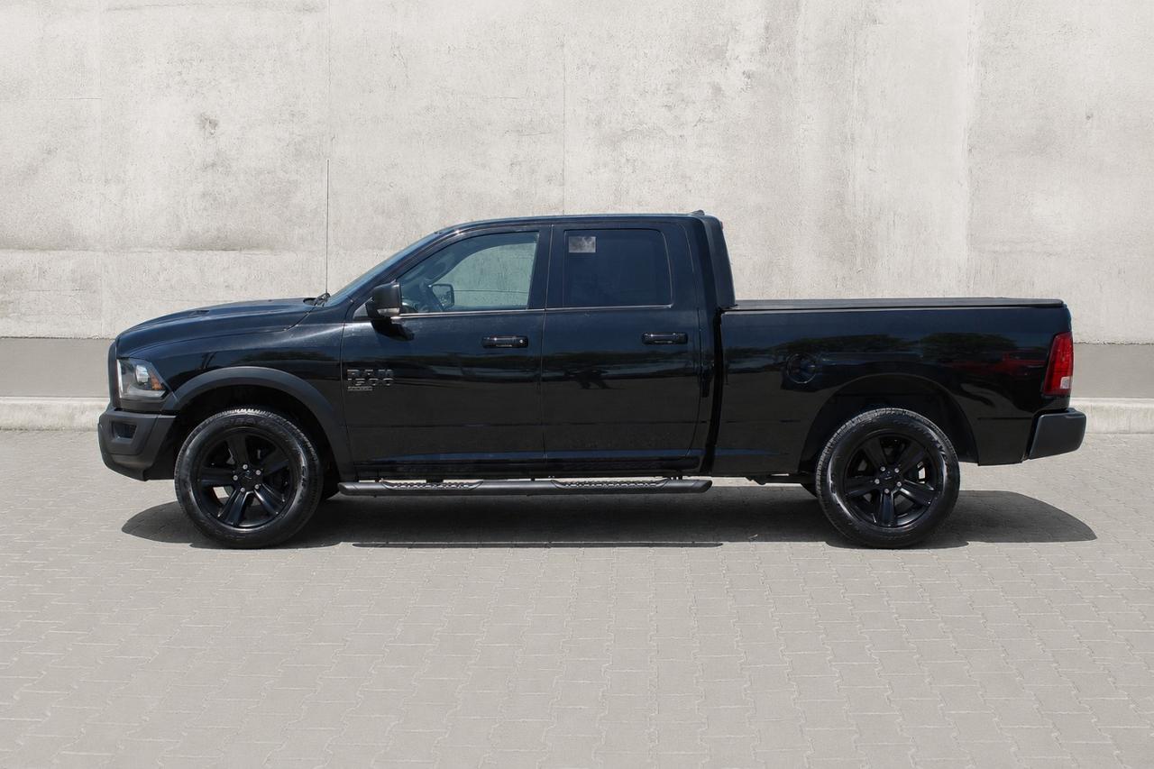 2022 RAM 1500 Classic SLT  SiriusXM SideSteps BedCover RearParkingSensor Photo
