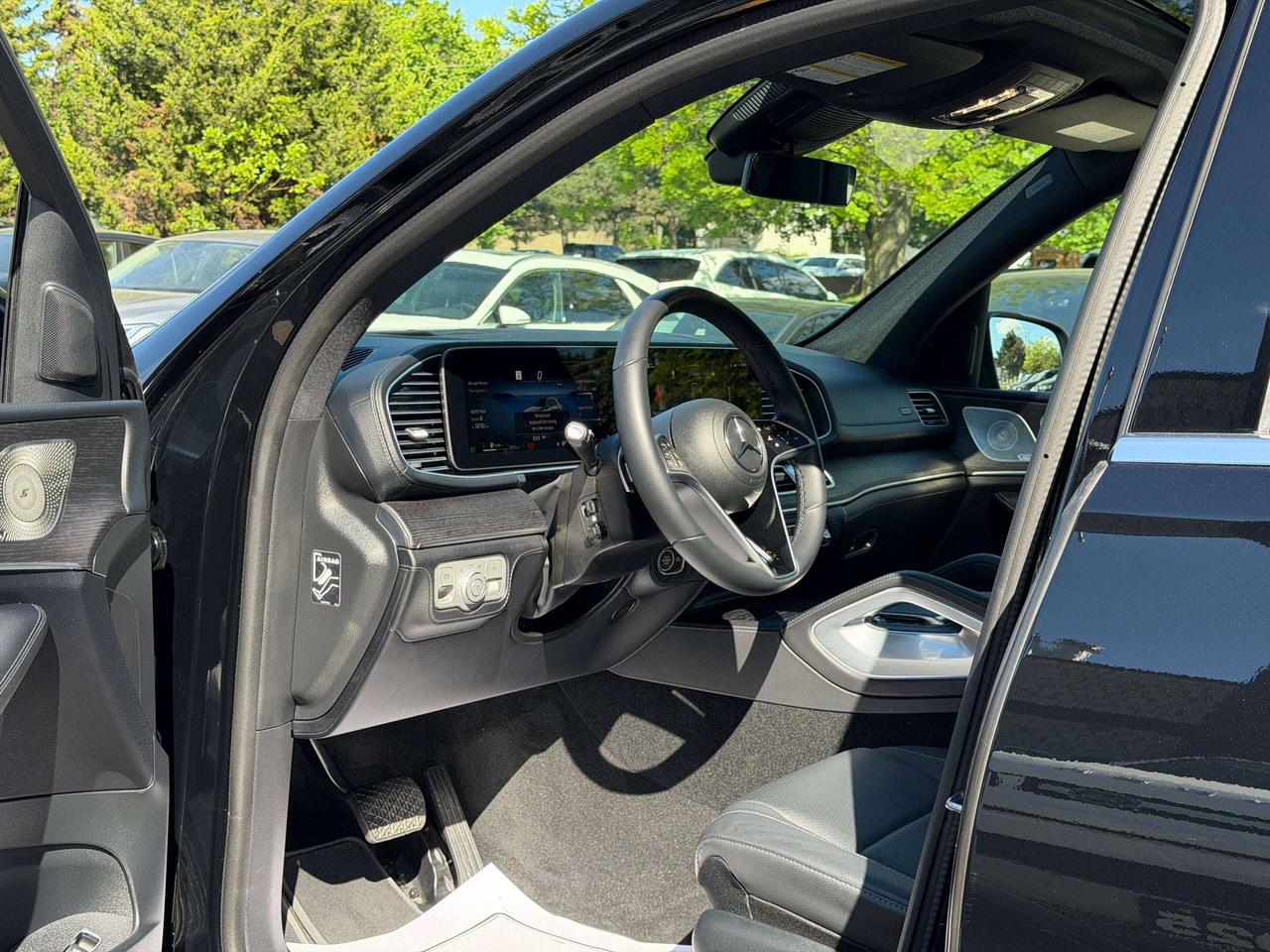 2026 Mercedes-Benz GLE350 EXCLUSIVE PKG, AMG RIMS, PANO, BURMERSTER,360 Photo