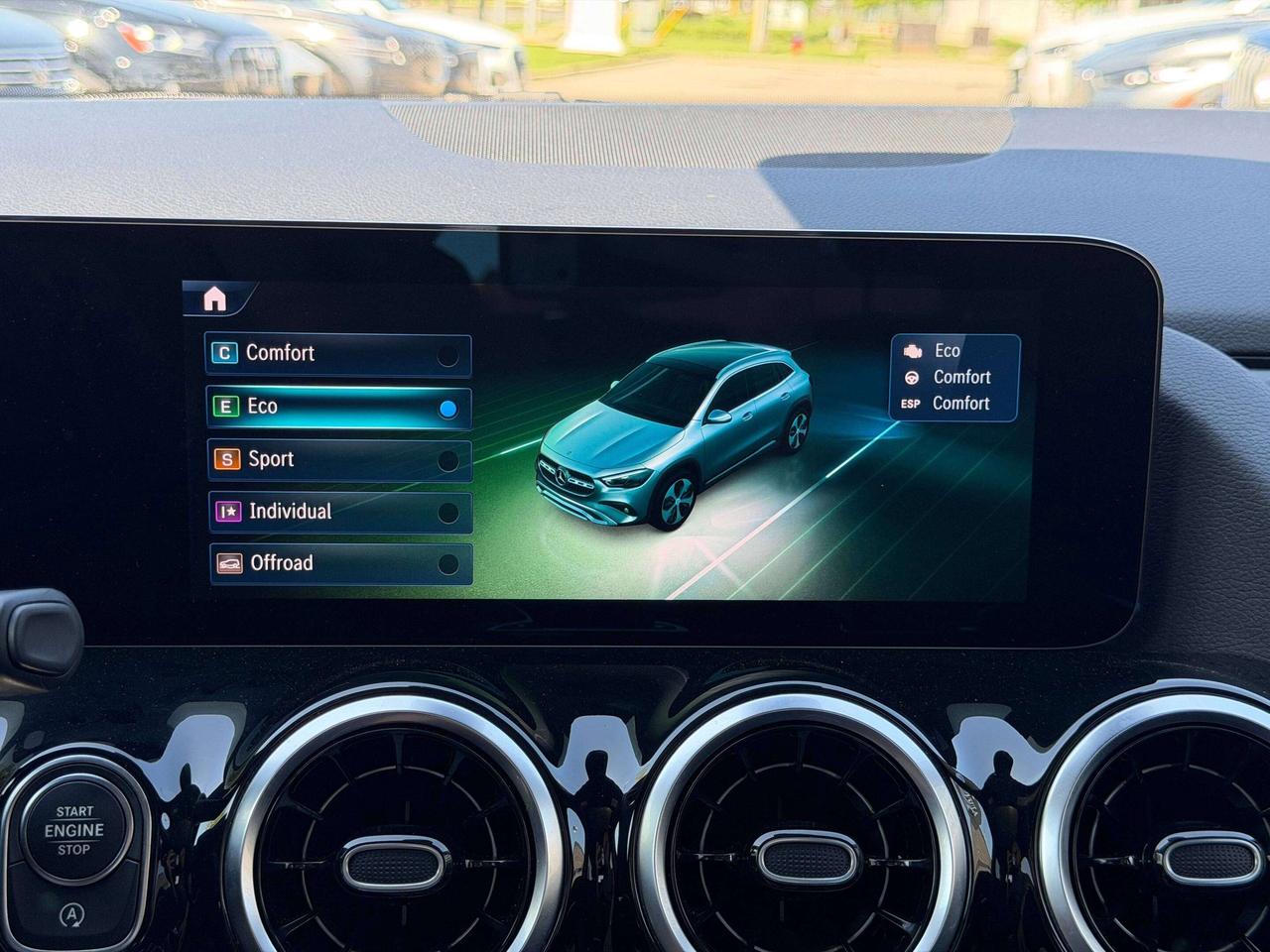 2026 Mercedes-Benz GLA APPLE CARPLAY/ANDROID AUTO, NAVIGATION,PANOROOF Photo