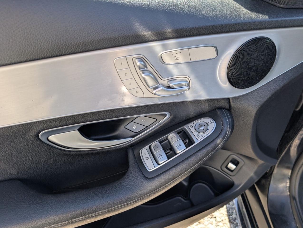 2016 Mercedes-Benz C-Class C 300 4MATIC   NAV   LEATHER   CAMERA   HTD SEATS Photo