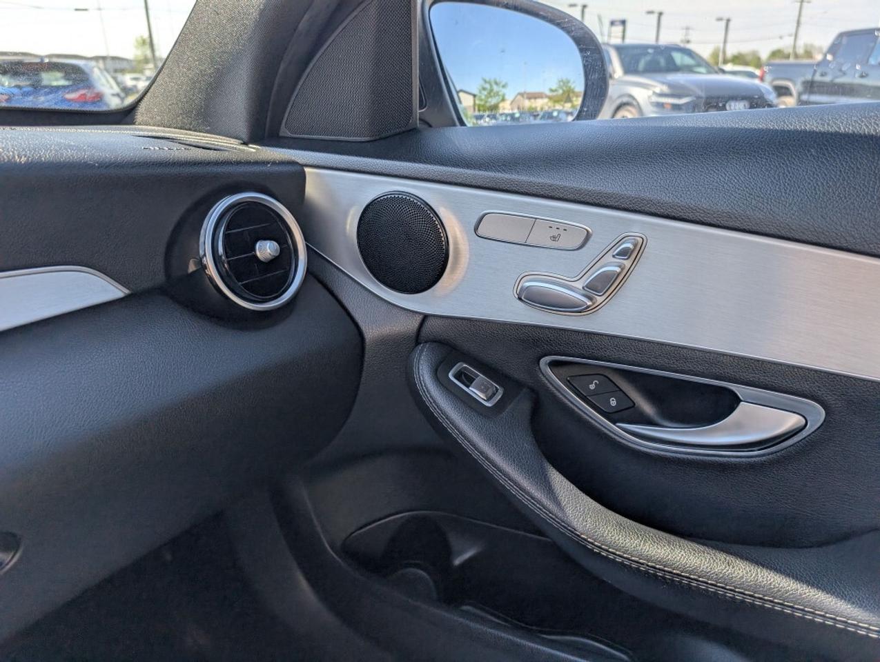 2016 Mercedes-Benz C-Class C 300 4MATIC   NAV   LEATHER   CAMERA   HTD SEATS Photo