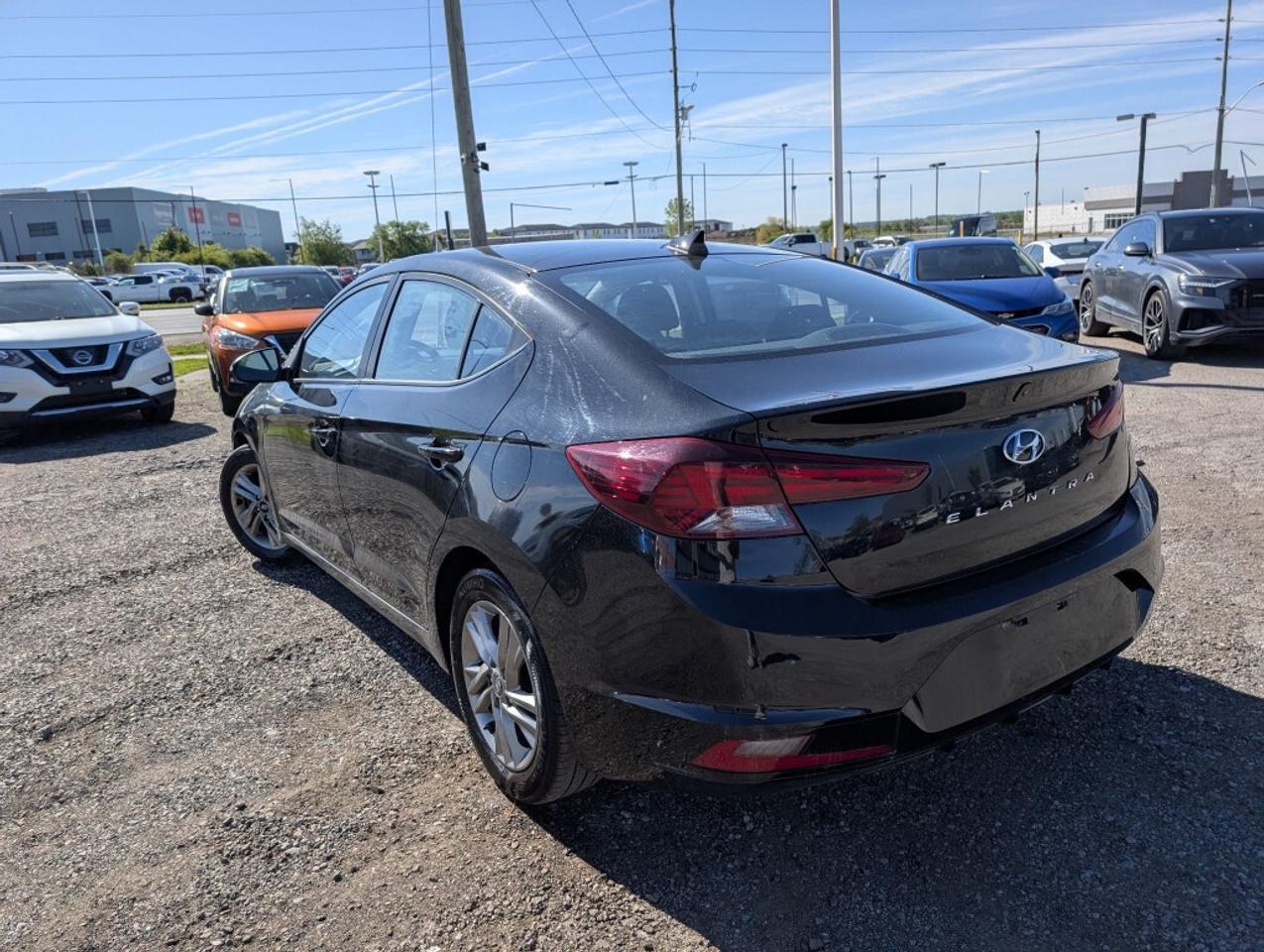 2020 Hyundai Elantra Preferred   HEATED SEATS & STEERING   CAMERA   BLI Photo