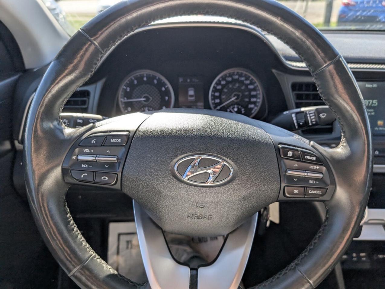 2020 Hyundai Elantra Preferred   HEATED SEATS & STEERING   CAMERA   BLI Photo