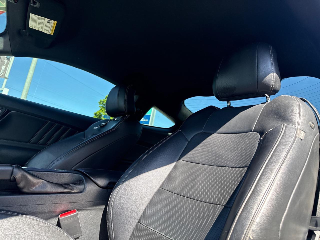 2017 Ford Mustang GT Premium 2dr Fastback Photo