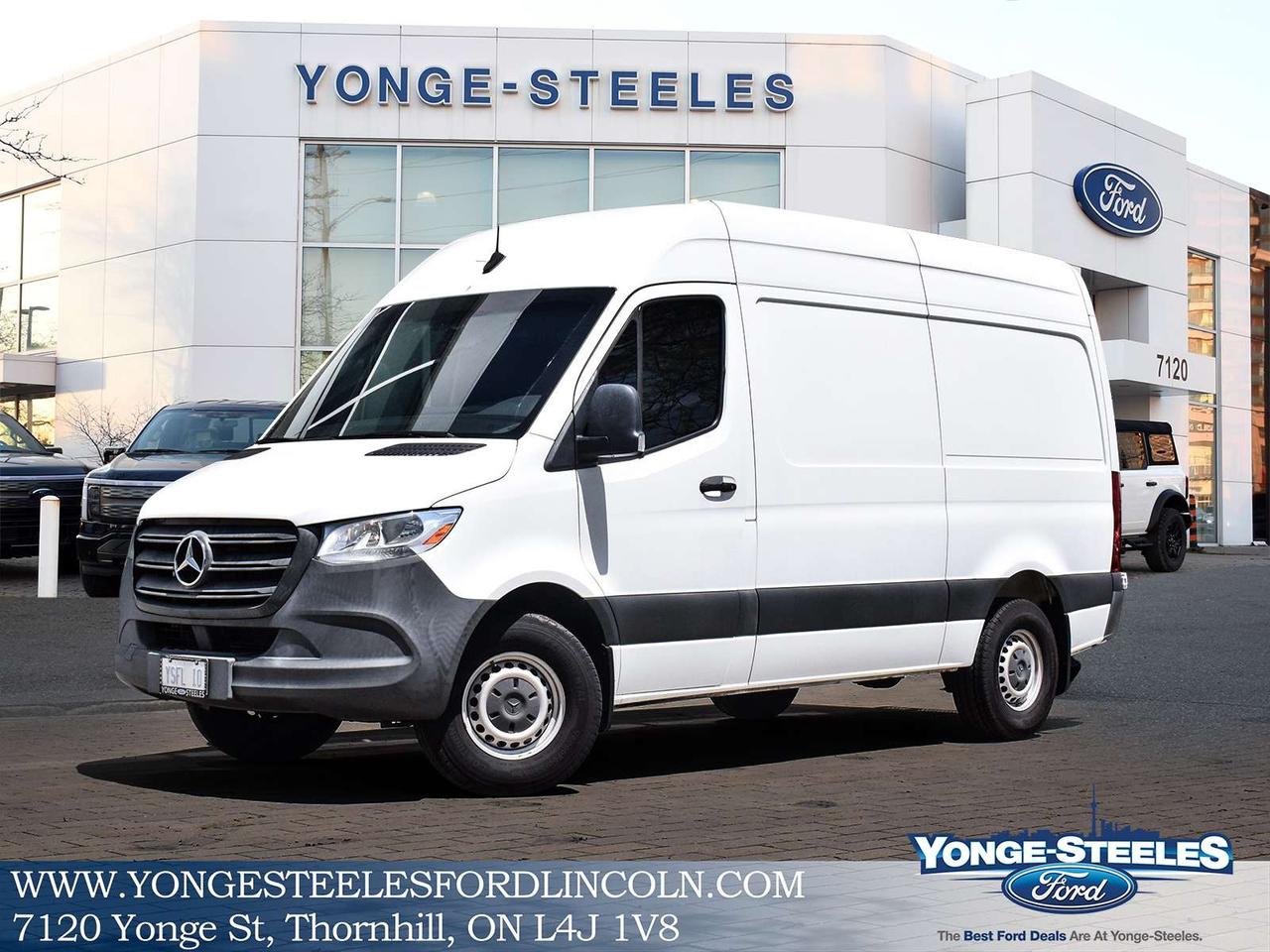 2019 Mercedes-Benz Sprinter 3500 High Roof - DIESEL - LOW KMS Photo5