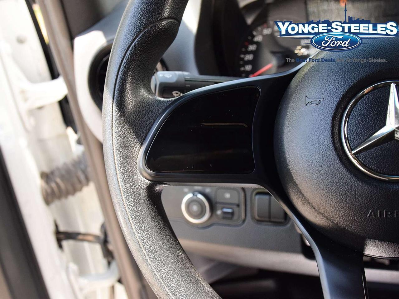 2019 Mercedes-Benz Sprinter 3500 High Roof - DIESEL - LOW KMS Photo