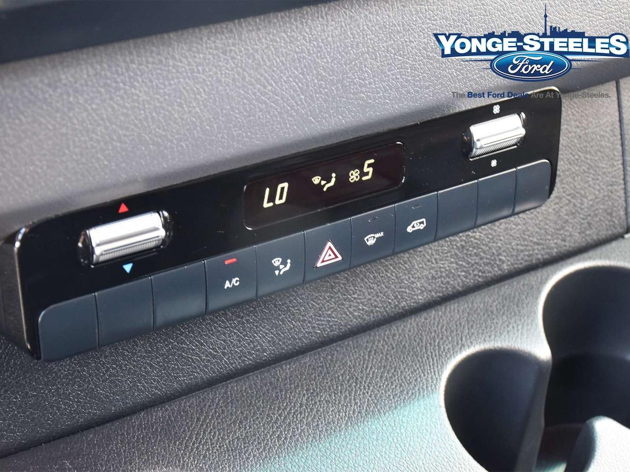 2019 Mercedes-Benz Sprinter 3500 High Roof - DIESEL - LOW KMS Photo