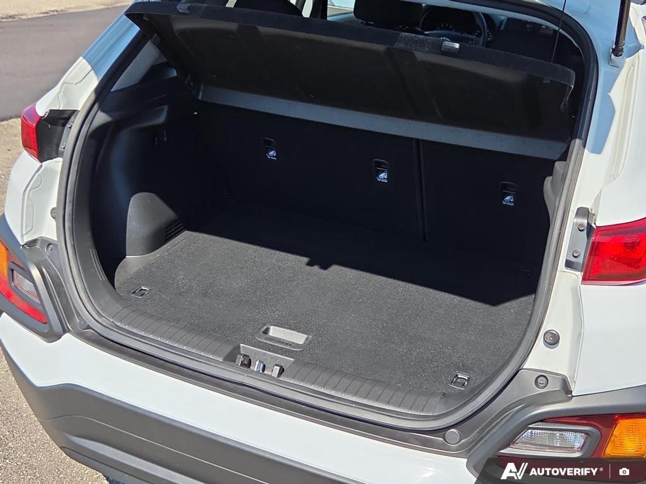 2021 Hyundai KONA 2.0L Essential HEATED SEATS   SMART DEVICE INTEGRA Photo