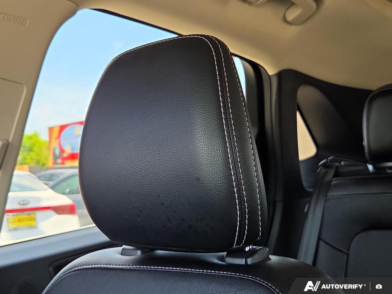 2020 Ford Escape Titanium Hybrid HYBRID   AUTO PARKING   HEATED SEA Photo