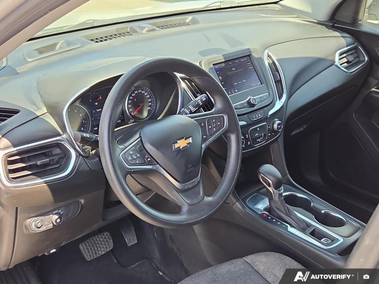 2022 Chevrolet Equinox LT SMART DEVICE INTEGRATION   LANE ASSIST   REMOTE Photo