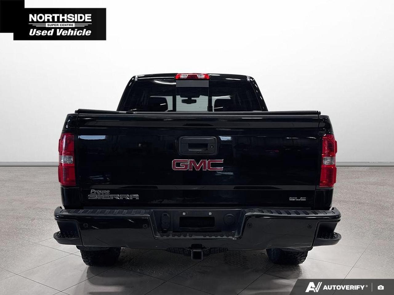 2018 GMC Sierra 1500 4WD Crew Cab Short Box SLE Photo