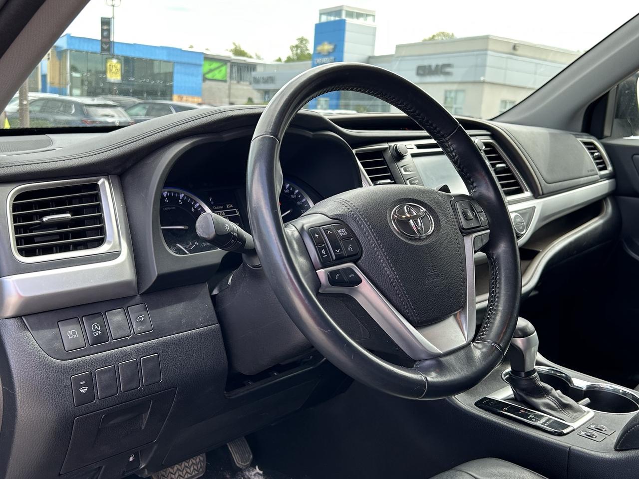 2018 Toyota Highlander AWD XLE Photo