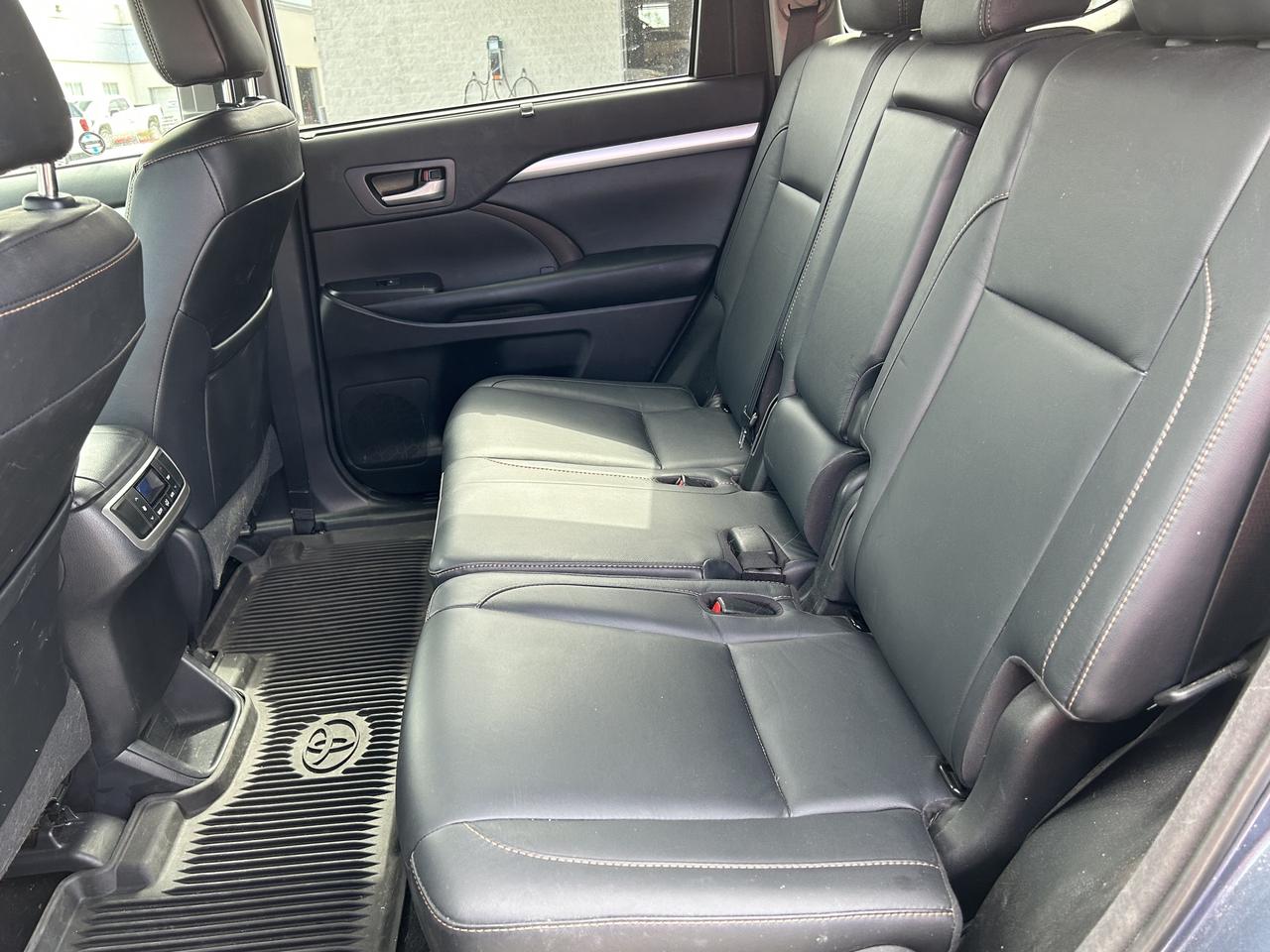 2018 Toyota Highlander AWD XLE Photo