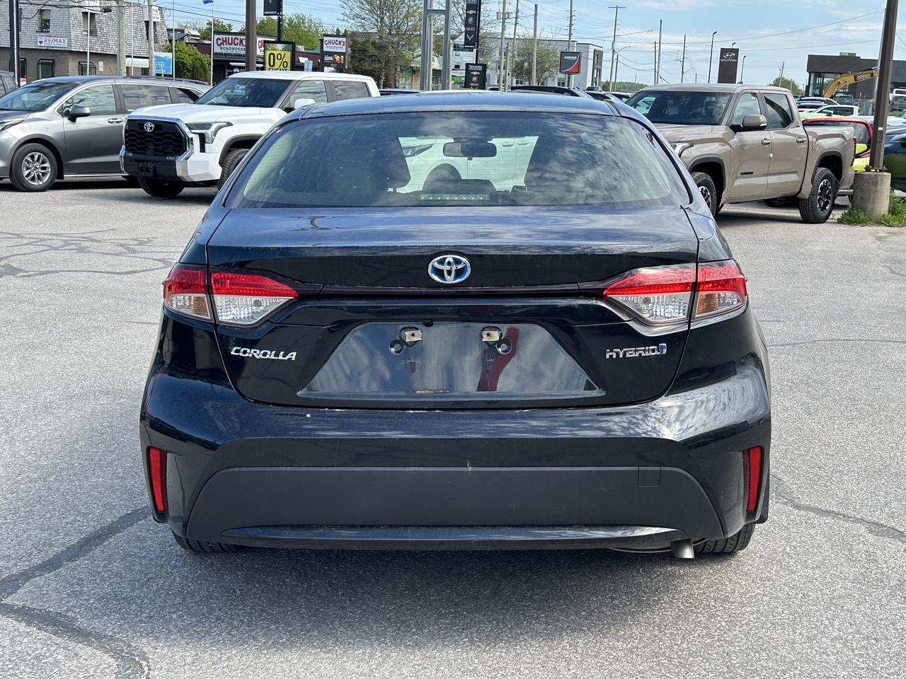 2020 Toyota Corolla Hybrid   ONE OWNER Photo3