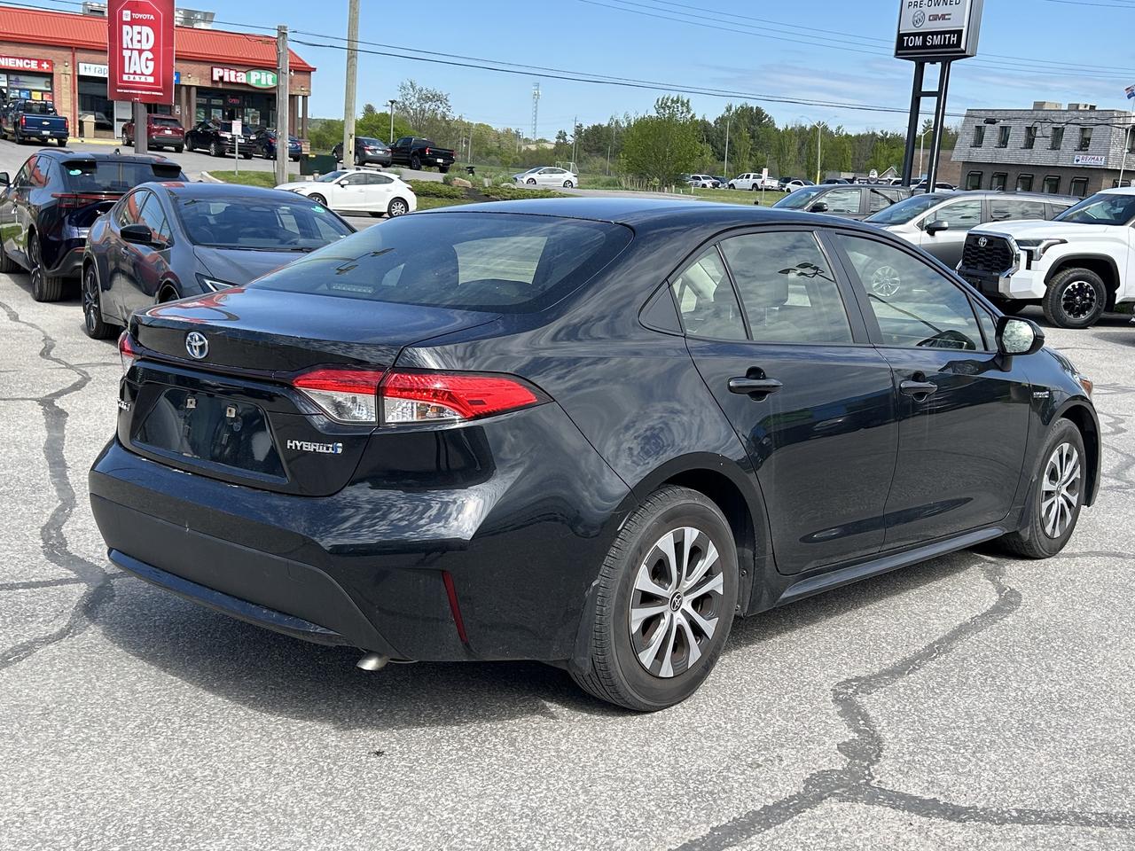 2020 Toyota Corolla Hybrid   ONE OWNER Photo4