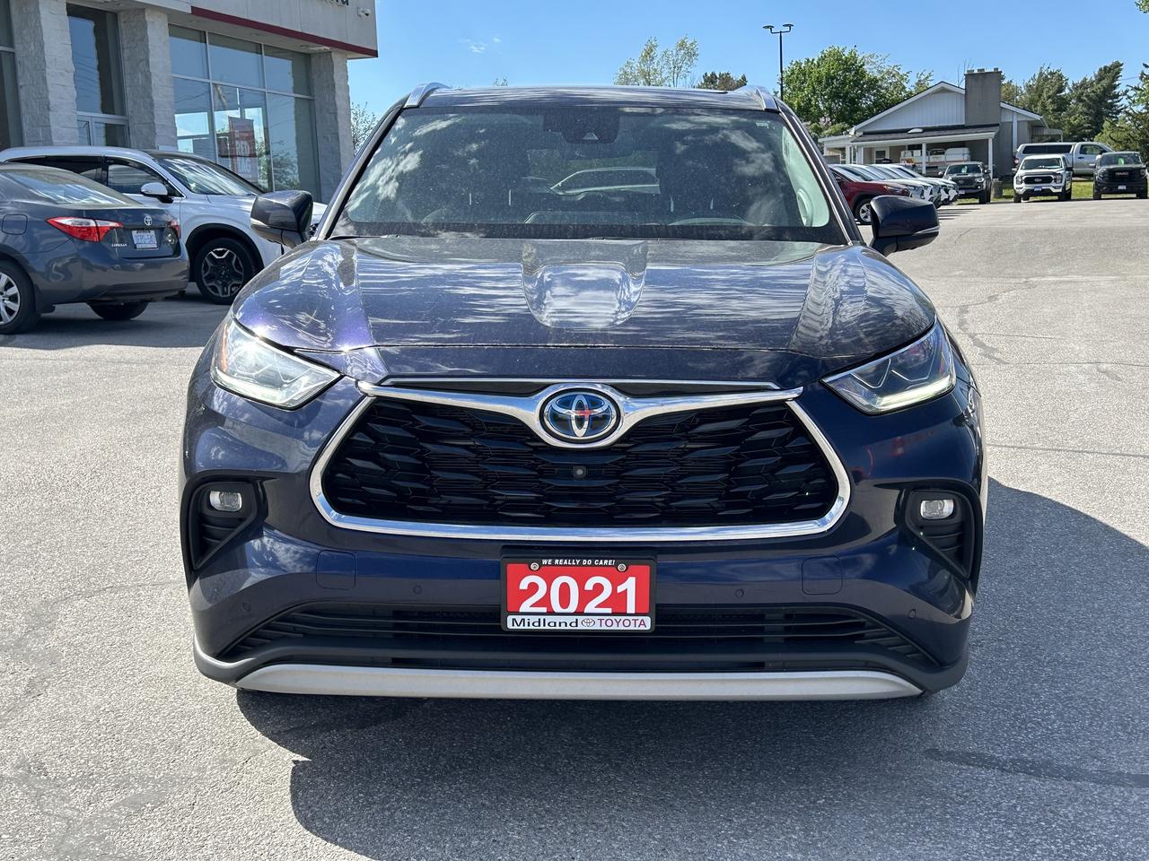 2021 Toyota Highlander Hybrid Platinum   JBL Audio Photo