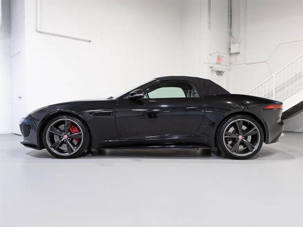 2016 Jaguar F-Type Convertible R AWD Photo3