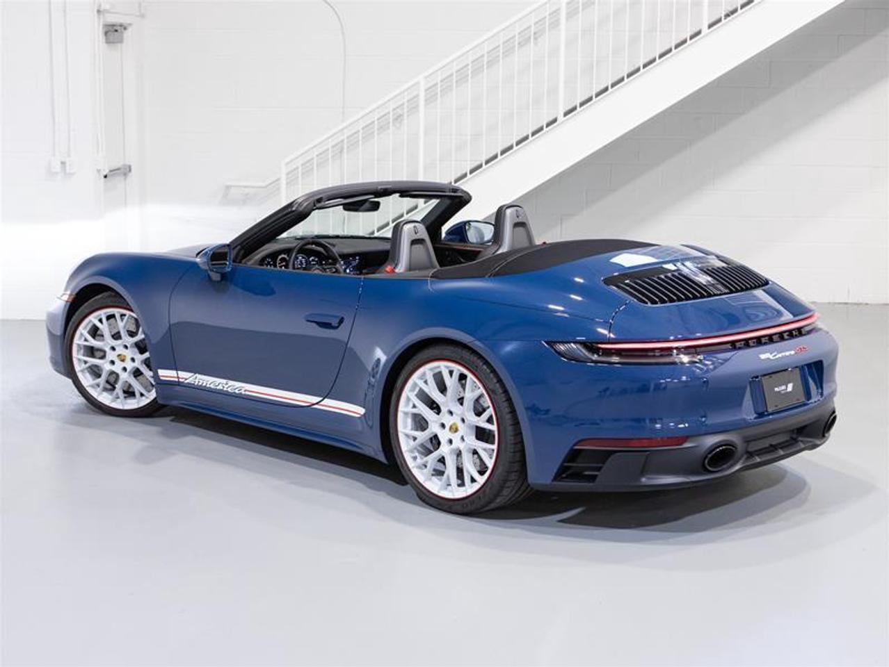 2023 Porsche 911 Carrera Cabriolet GTS Photo