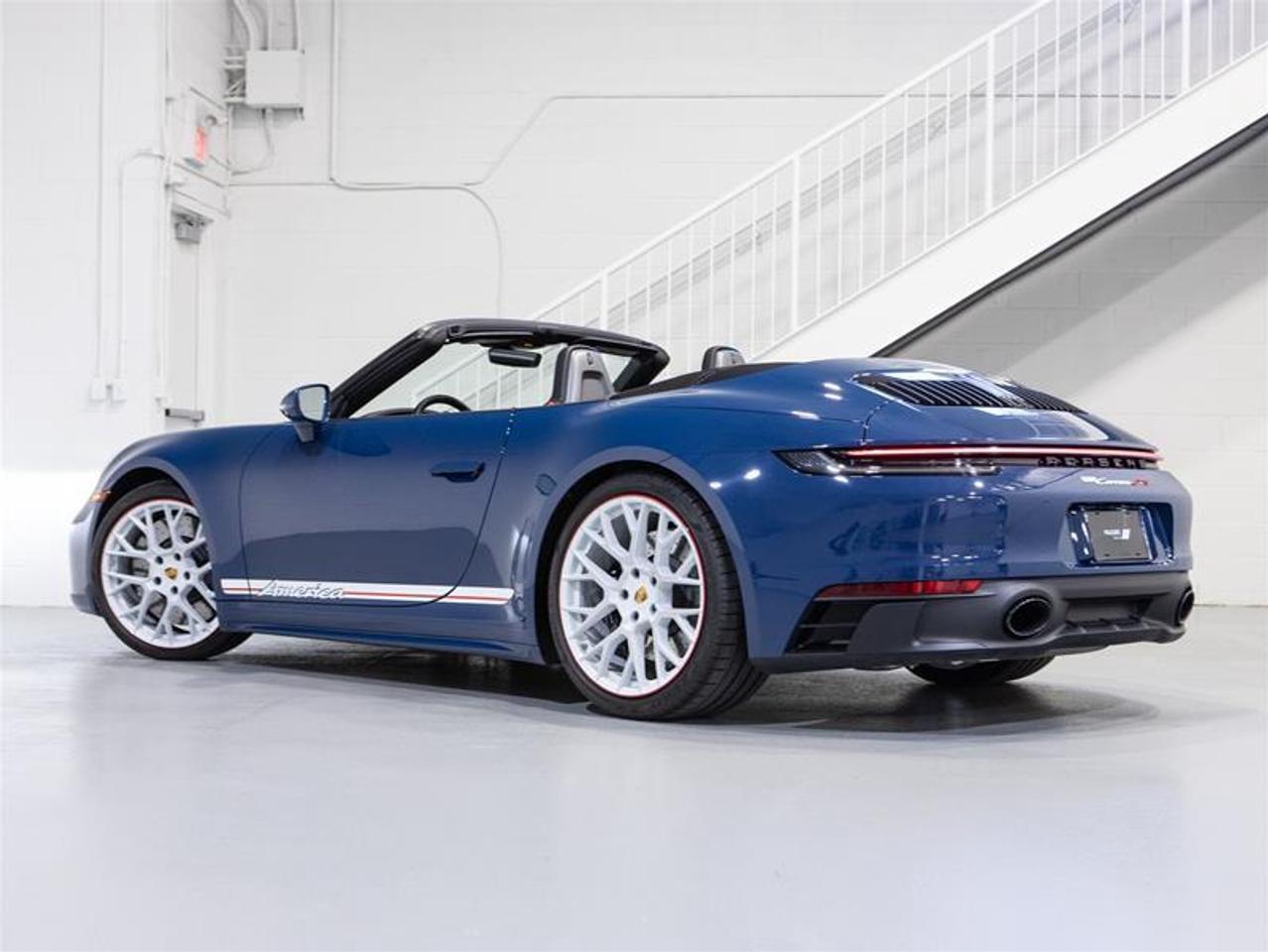 2023 Porsche 911 Carrera Cabriolet GTS Photo