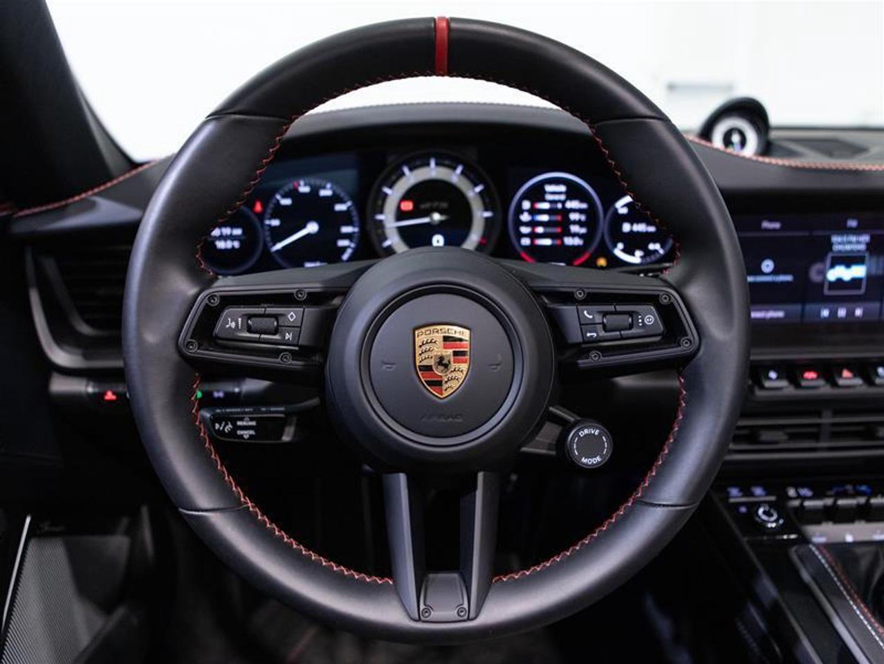 2023 Porsche 911 Carrera Cabriolet GTS Photo