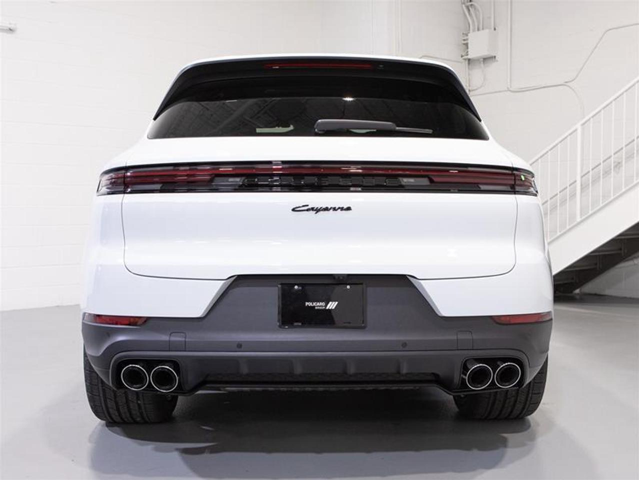 2026 Porsche Cayenne e-Hybrid AWD Photo