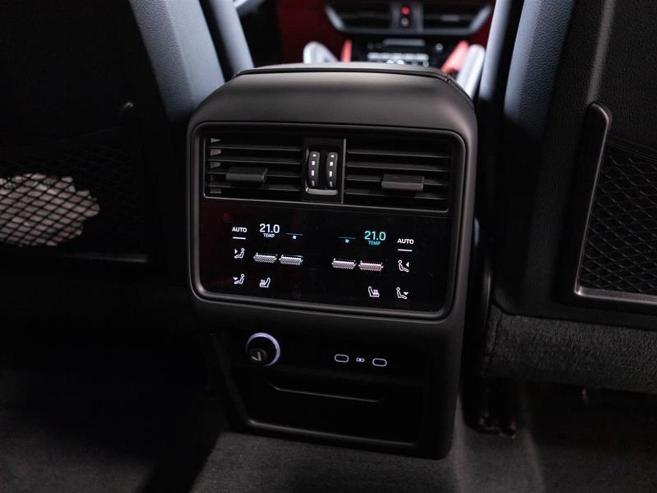 2026 Porsche Cayenne e-Hybrid AWD Photo
