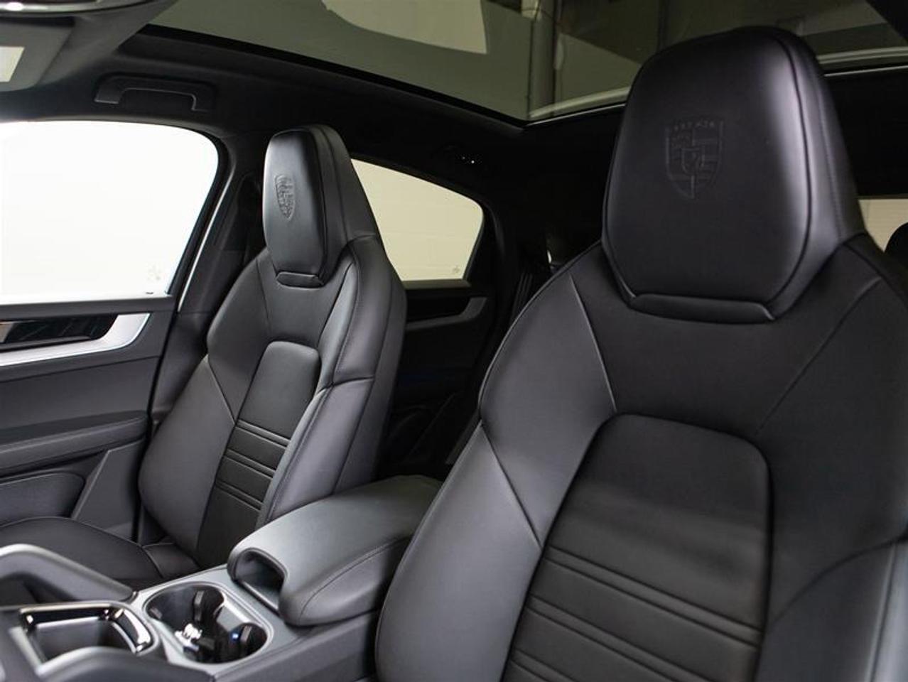 2026 Porsche Cayenne S Coupe AWD Photo