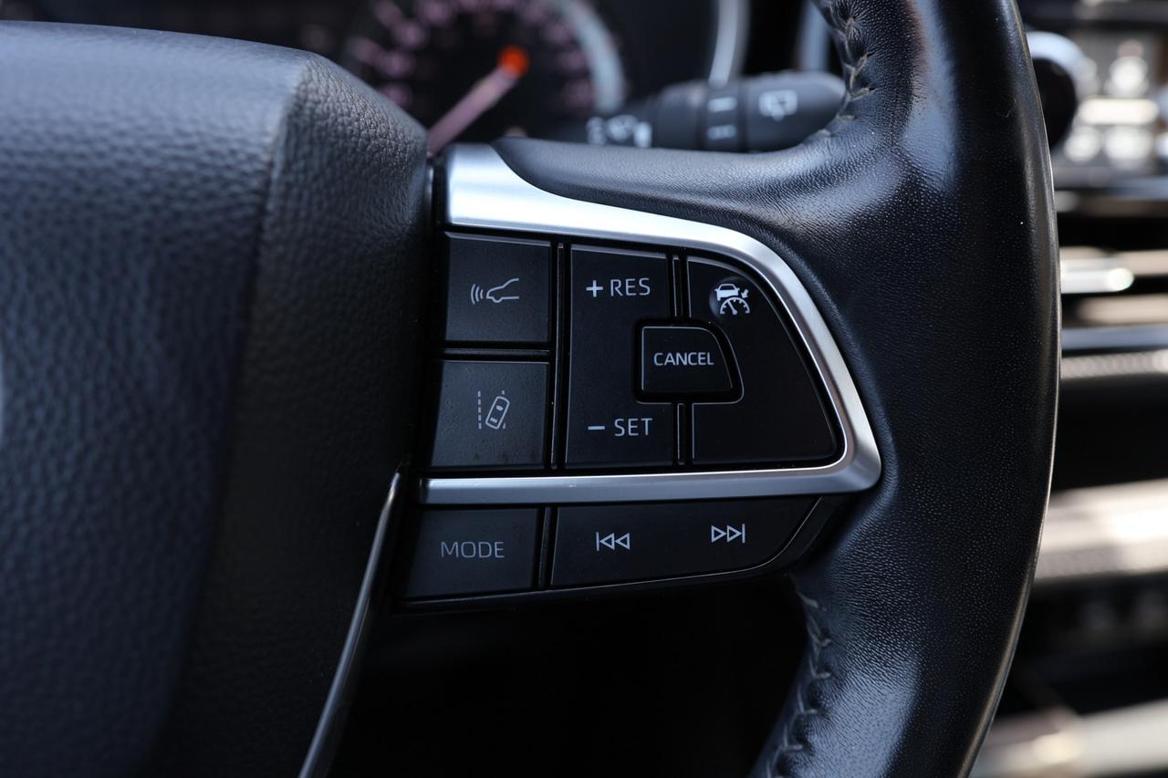 2021 Toyota Highlander XSE-AWD-7PASS/ADAPT CRUISE/BCAM/LEATHER/H SEATS/BL Photo