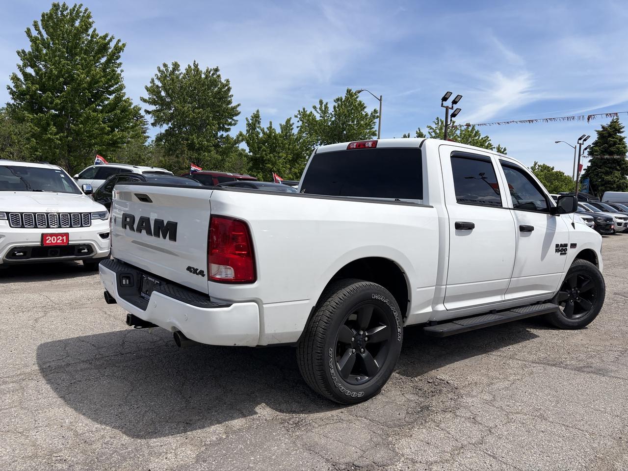 2022 RAM 1500 Express Photo4