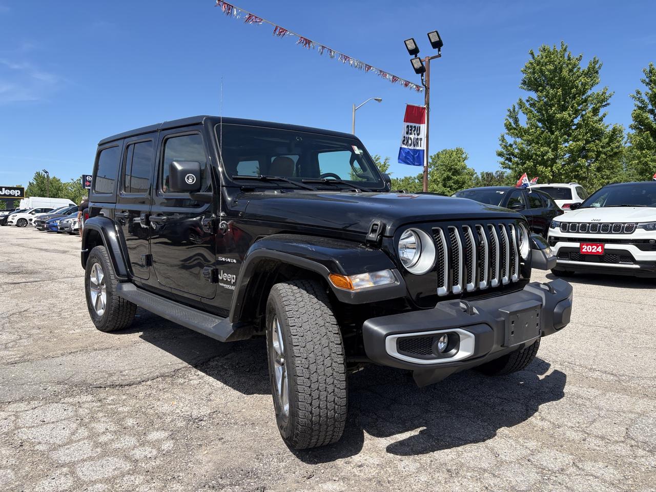 2022 Jeep Wrangler Sahara V6, Leather Seats, Remote Start Photo