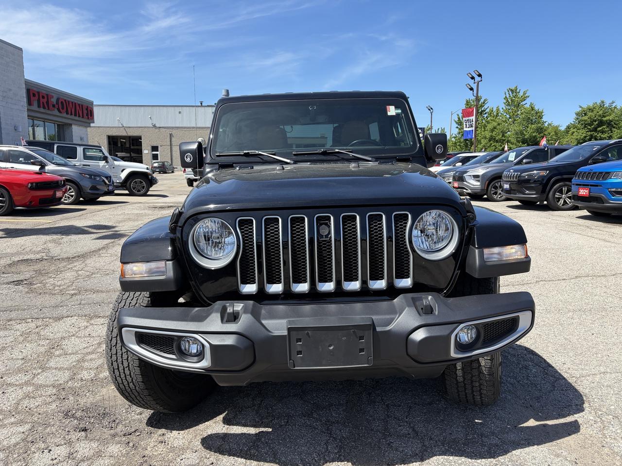 2022 Jeep Wrangler Sahara V6, Leather Seats, Remote Start Photo