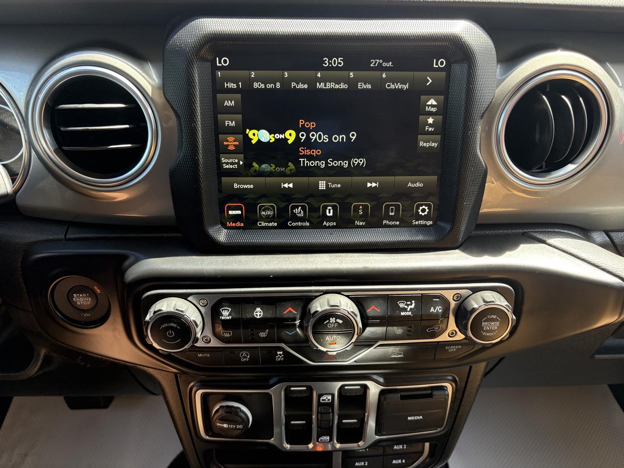 2022 Jeep Wrangler Sahara V6, Leather Seats, Remote Start Photo