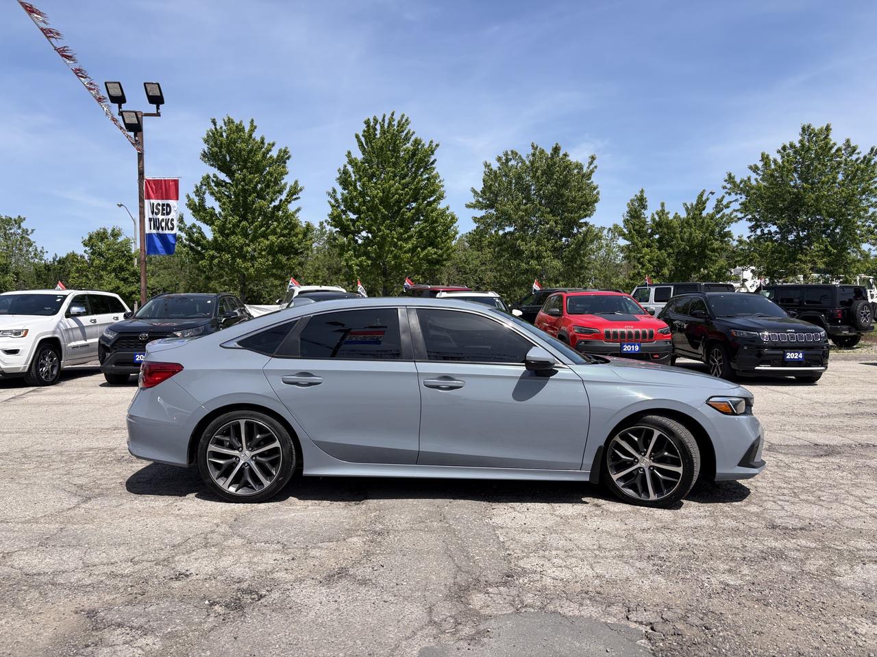2022 Honda Civic Touring Photo