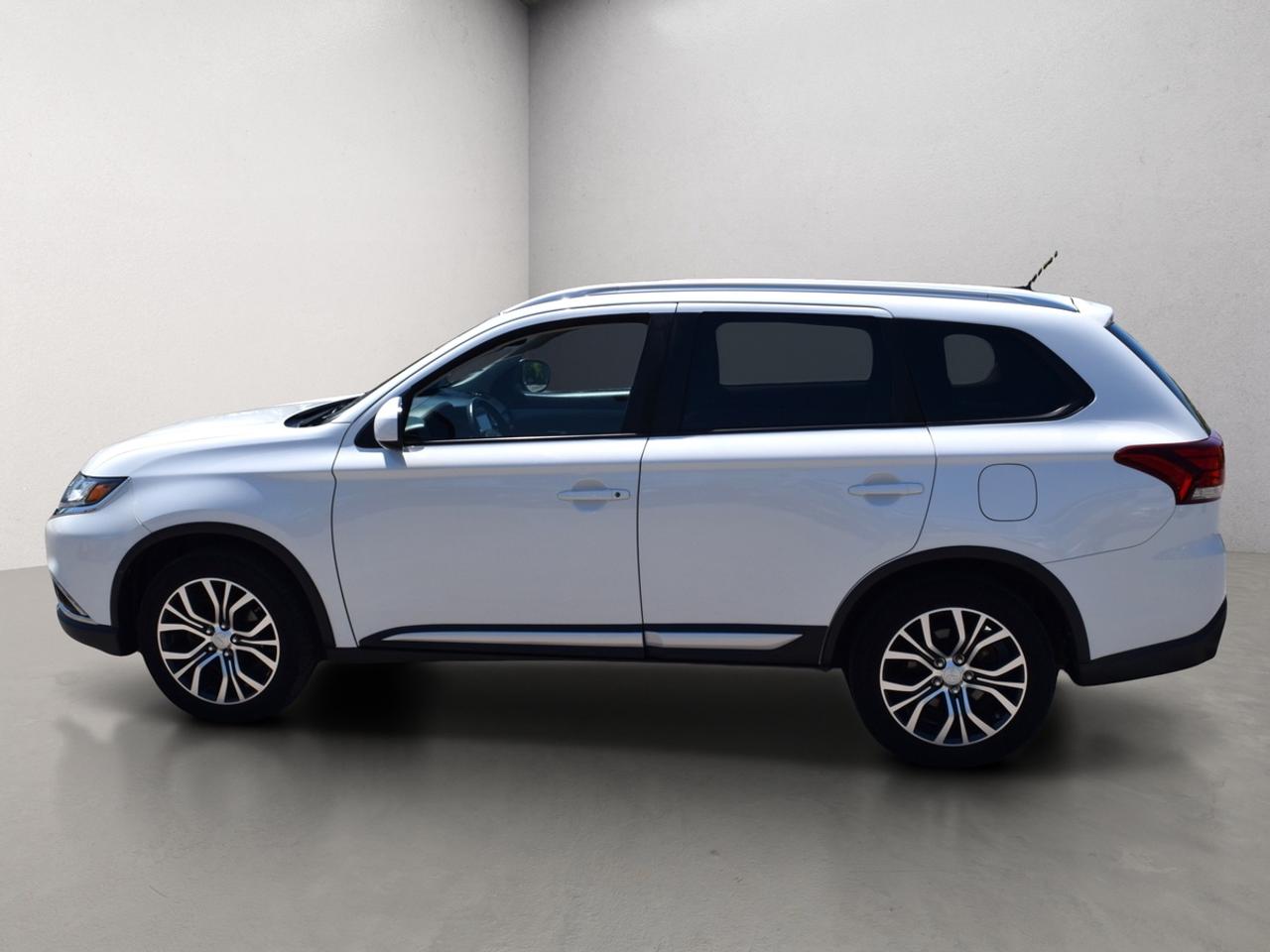 2016 Mitsubishi Outlander ES AWC Sunroof Photo