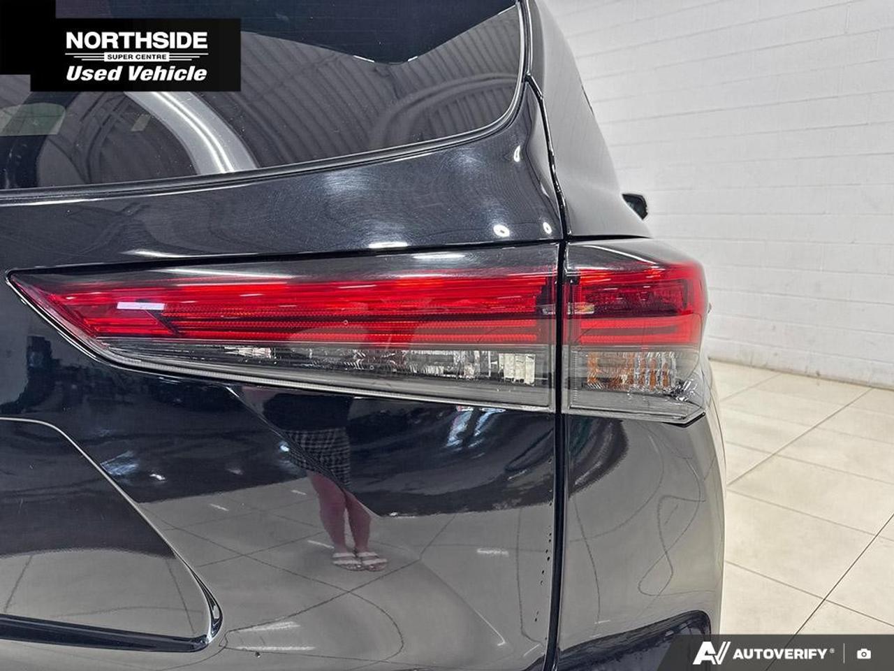 2023 Toyota Highlander XSE AWD Photo