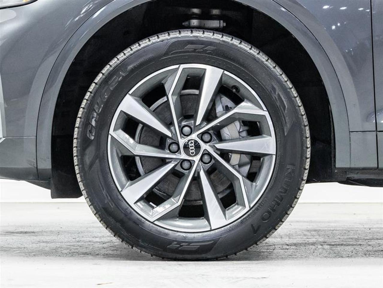 2023 Audi Q5 45 Progressiv 4dr All-Wheel Drive quattro Sport Utility Photo